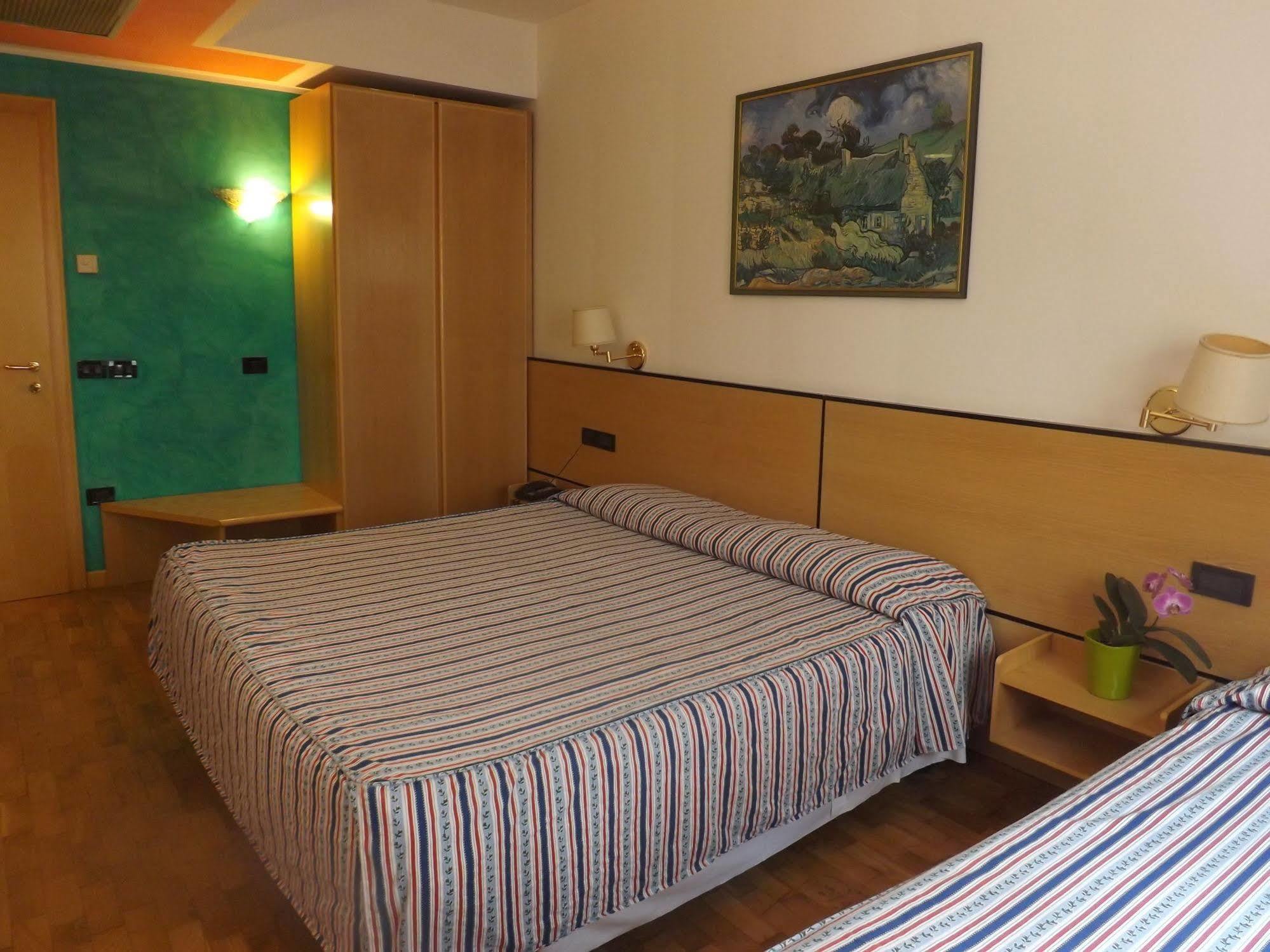 Hotel Damodoro Pordenone Extérieur photo